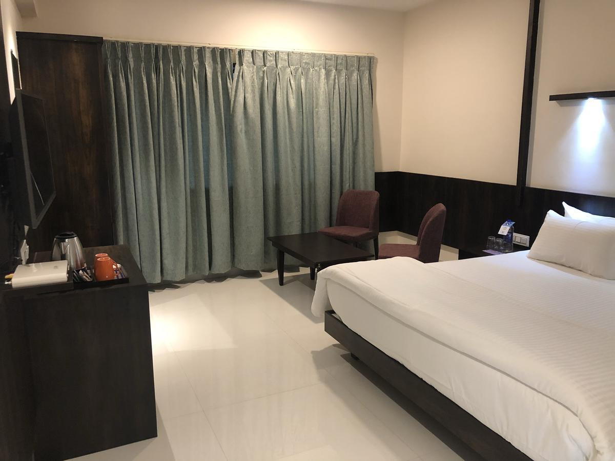 Bijāpur Kyriad Hotel Vijayapura By Othpl מראה חיצוני תמונה